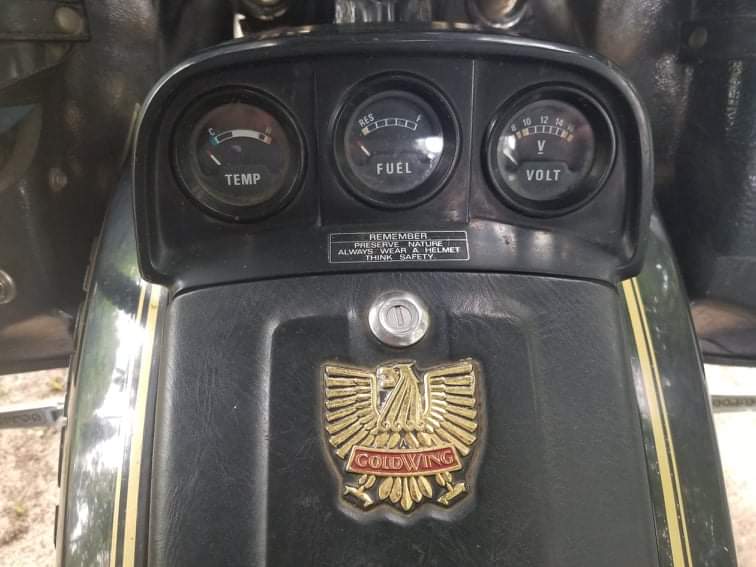 1979 Honda GL1100 Goldwing+1980 Honda GL1100パーツバイク(フレーム+<br />
エンジン他）