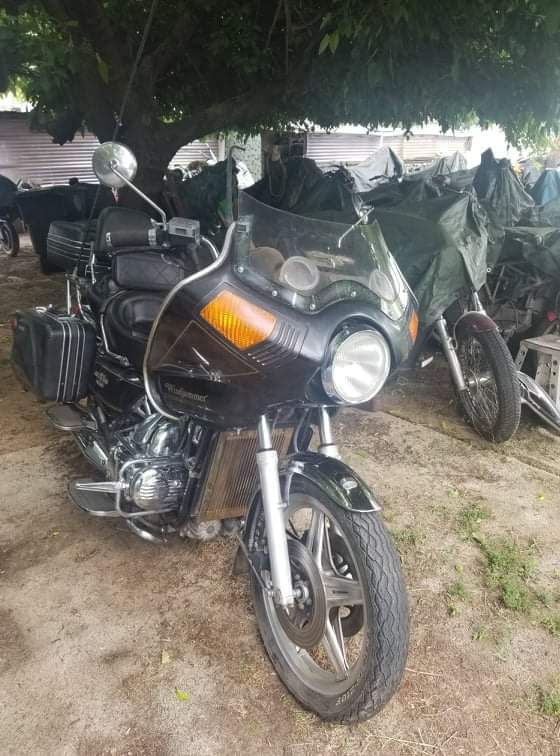 1979 Honda GL1100 Goldwing+1980 Honda GL1100パーツバイク(フレーム+<br />
エンジン他）