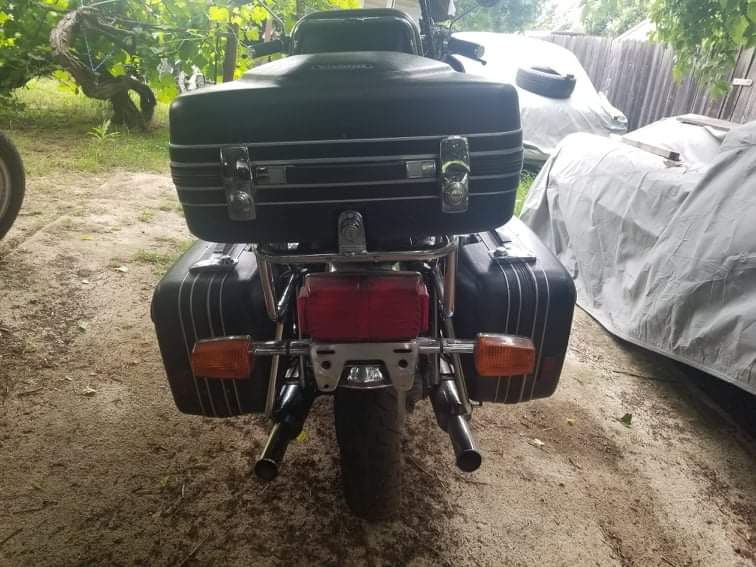 1979 Honda GL1100 Goldwing+1980 Honda GL1100パーツバイク(フレーム+<br />
エンジン他）