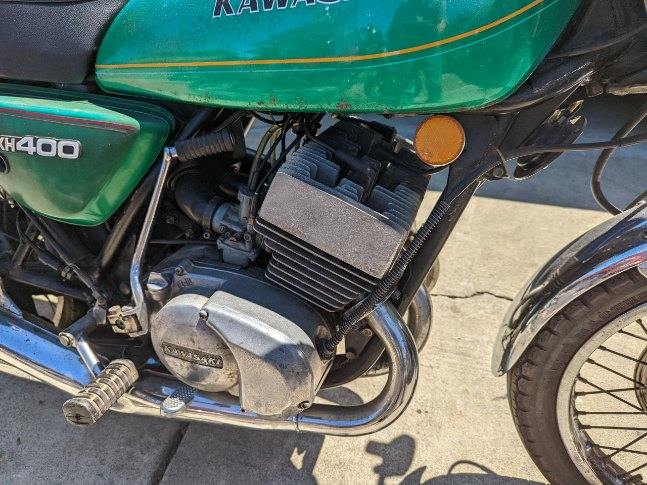 1976 Kawasaki KH400 + 1978 Honda CB400T<br />
２台まとめてのセット販売です。