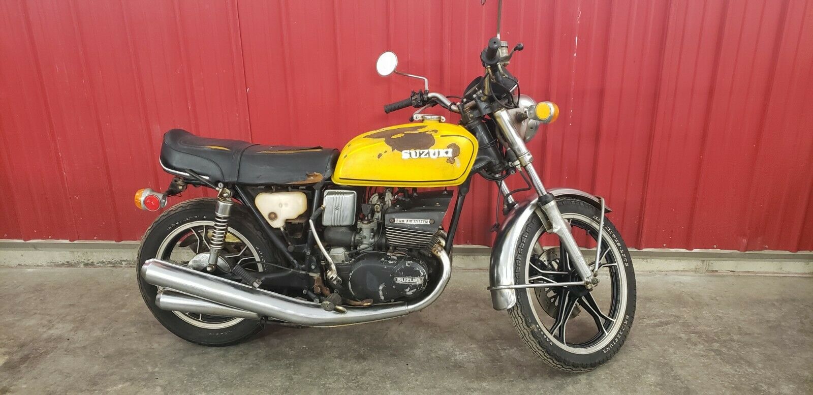 1975 Suzuki GT380