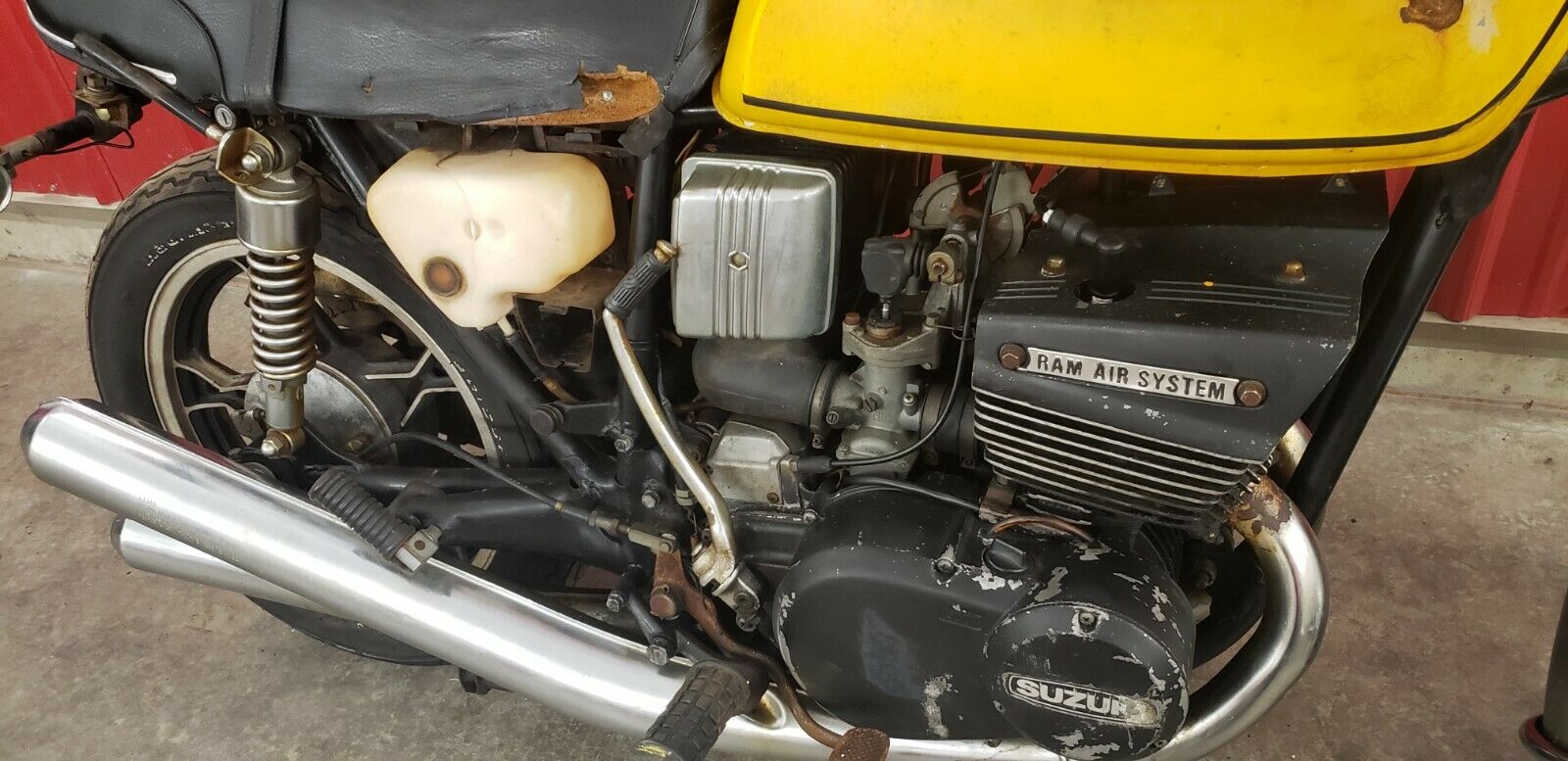 1975 Suzuki GT380